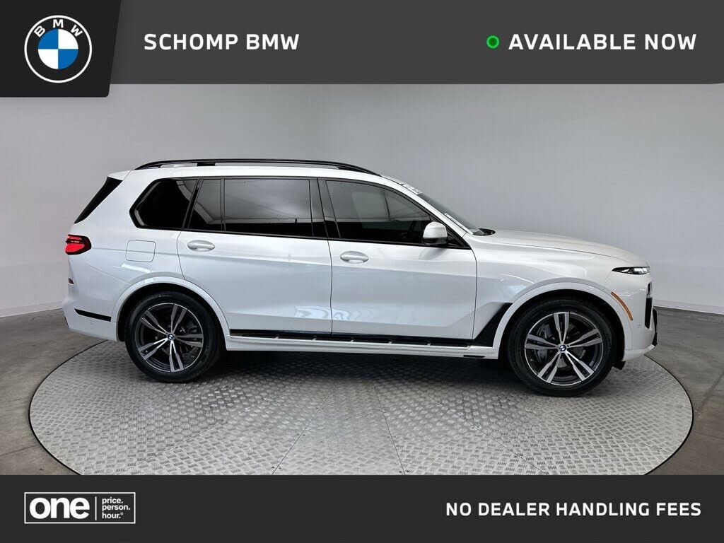 2023 BMW X7