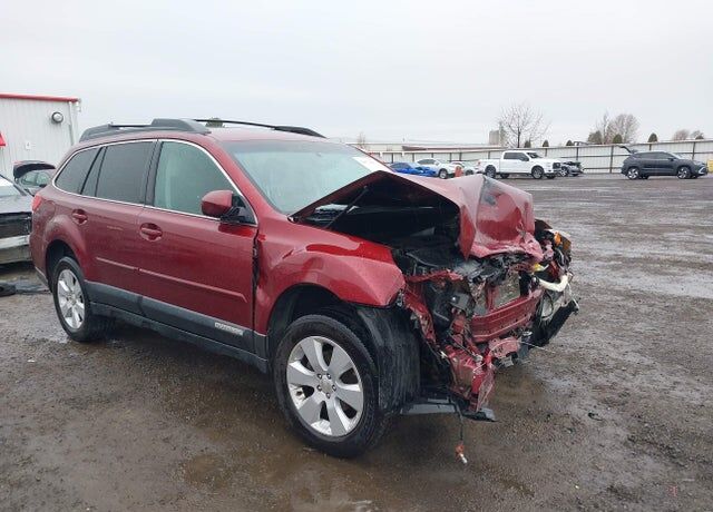 2012 SUBARU Outback