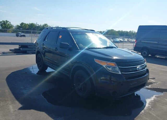 2013 FORD Explorer