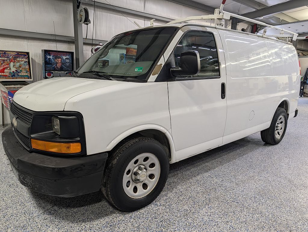 2012 CHEVROLET Express