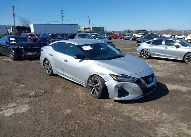 2023 NISSAN Maxima