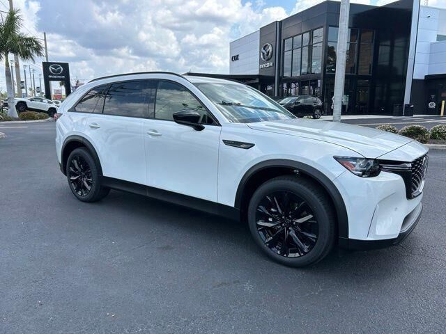 2026 MAZDA CX-90