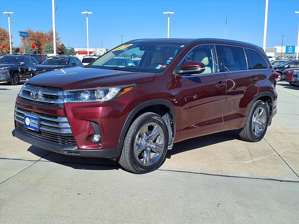2019 TOYOTA Highlander