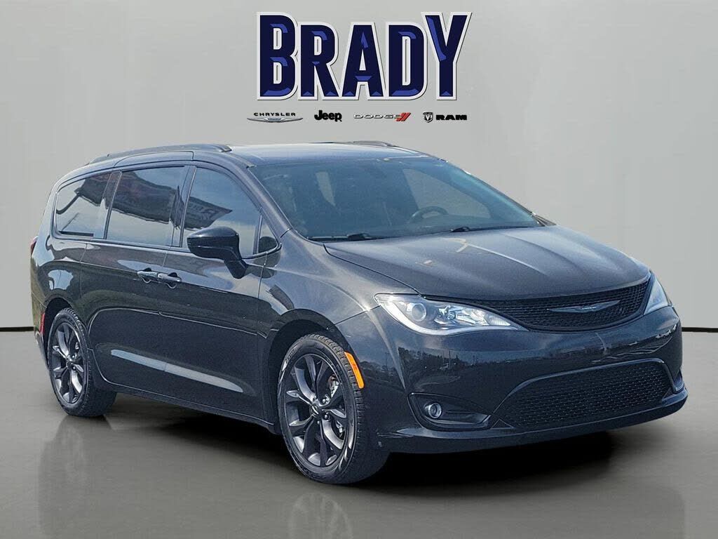 2019 CHRYSLER Pacifica
