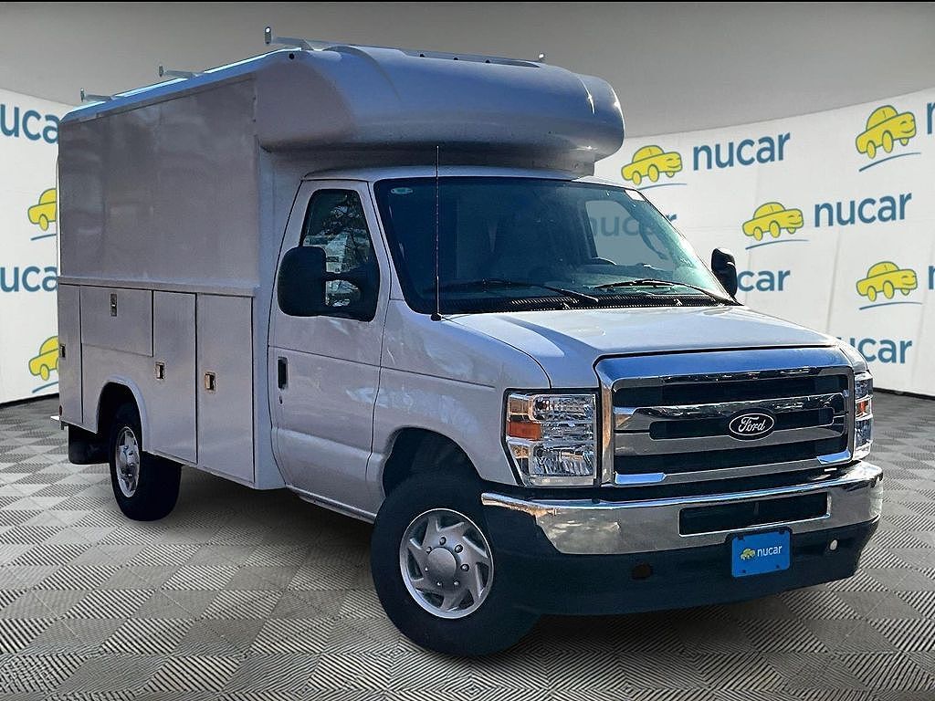 2026 FORD E-350