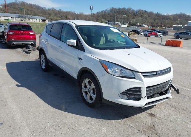 2016 FORD Escape