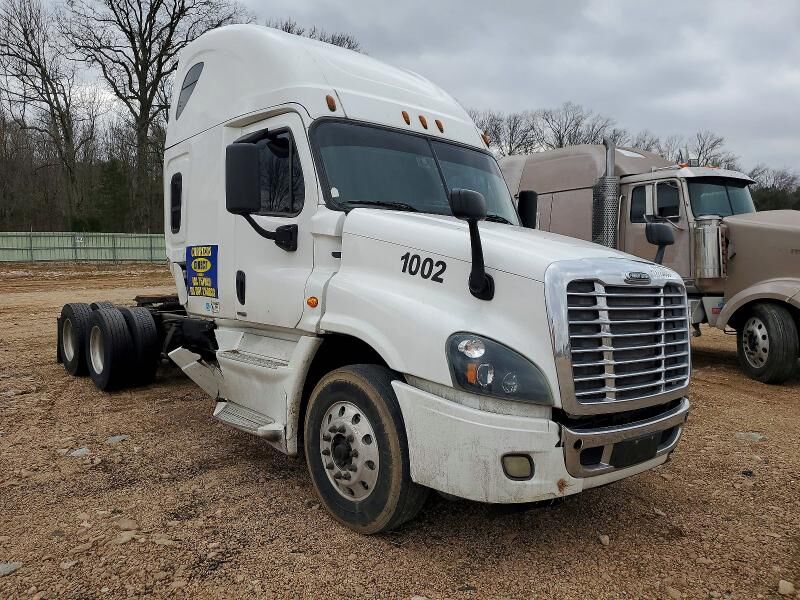 2017 FREIGHTLINER Cascadia