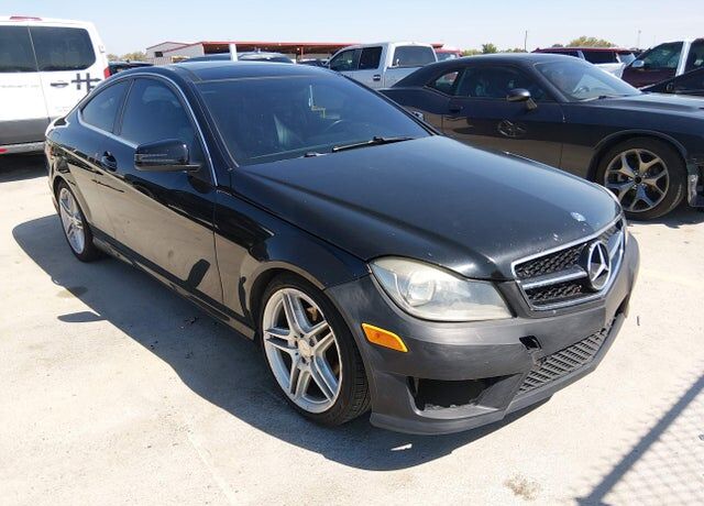 2015 MERCEDES-BENZ C-Class