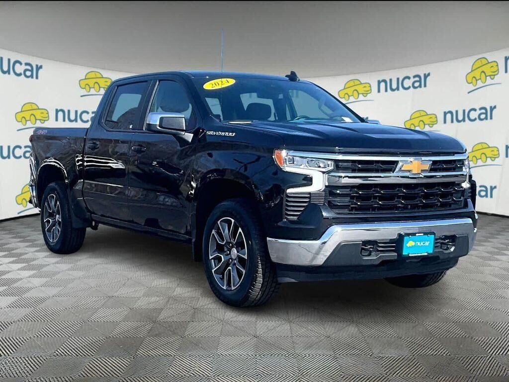 2024 CHEVROLET Silverado