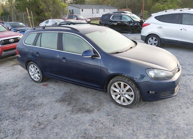 2011 VOLKSWAGEN Jetta Wagon