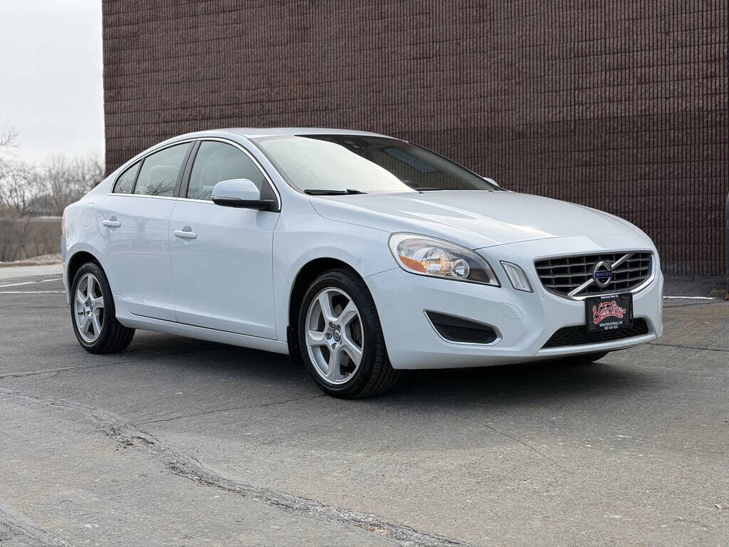 2012 VOLVO S60
