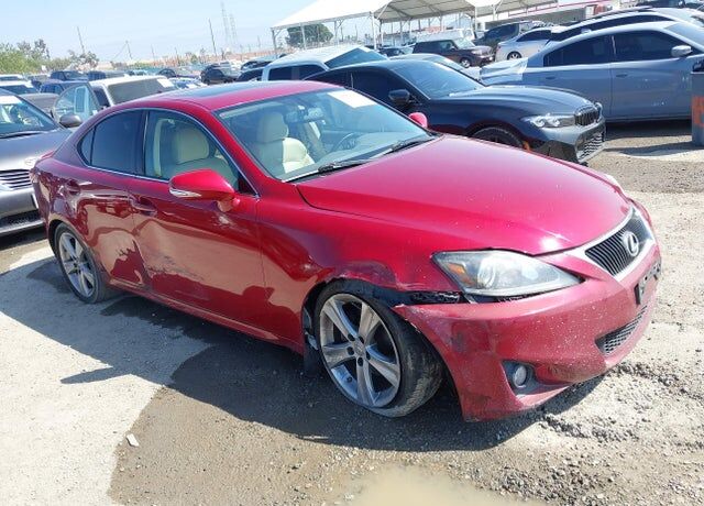 2013 LEXUS IS