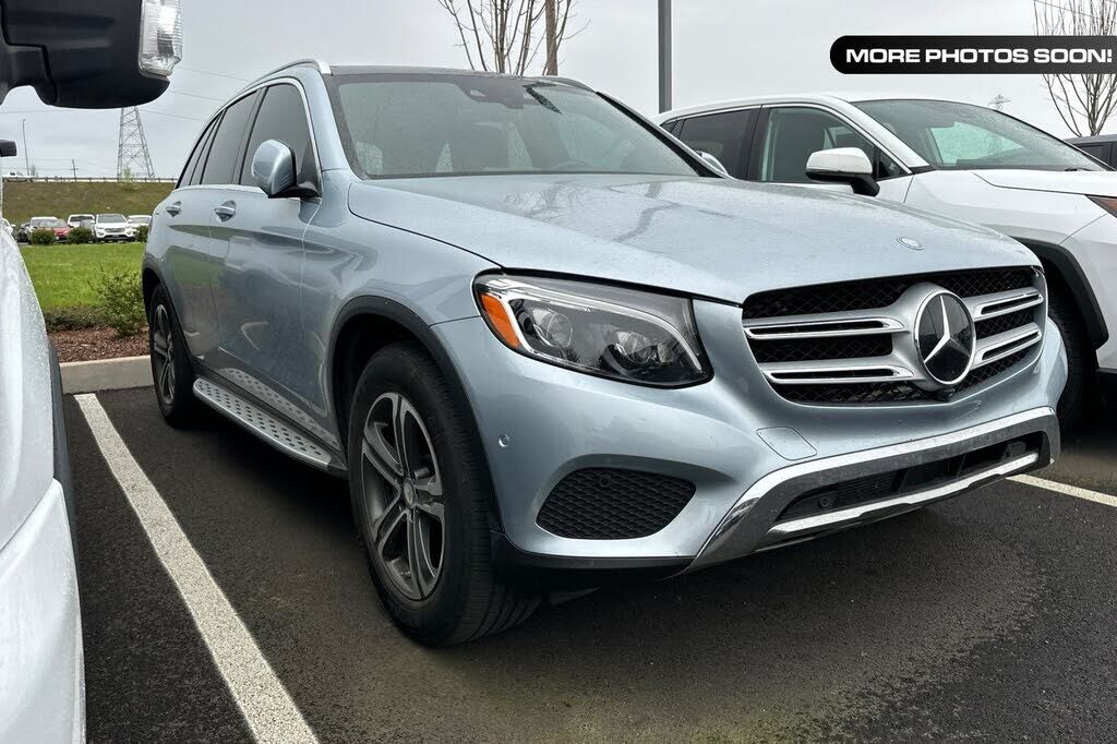 2017 MERCEDES-BENZ GLC-Class