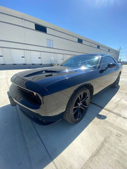 2017 DODGE Challenger