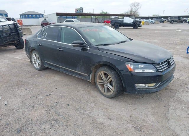 2014 VOLKSWAGEN Passat