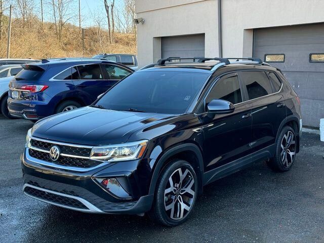 2022 VOLKSWAGEN Taos