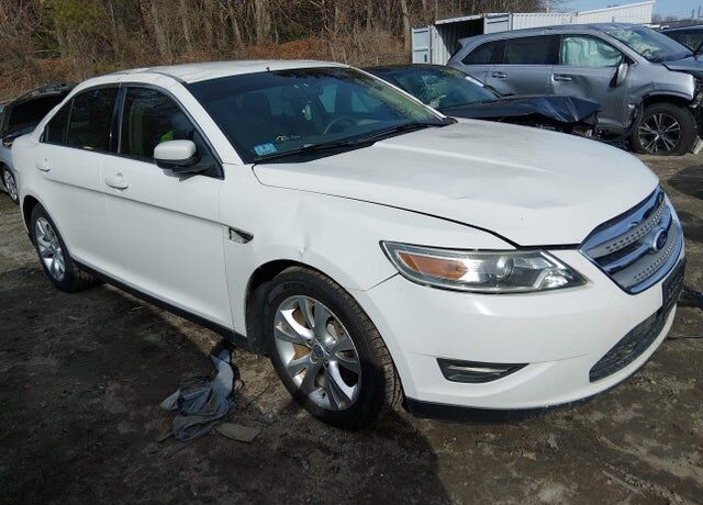 2010 FORD Taurus