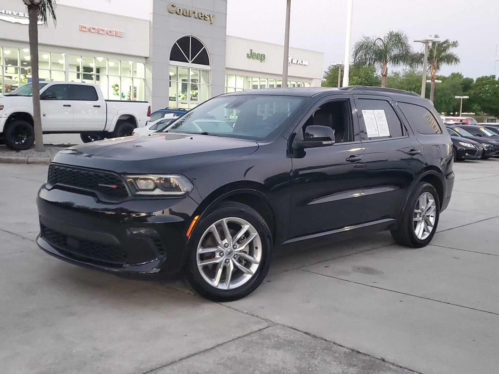 2023 DODGE Durango