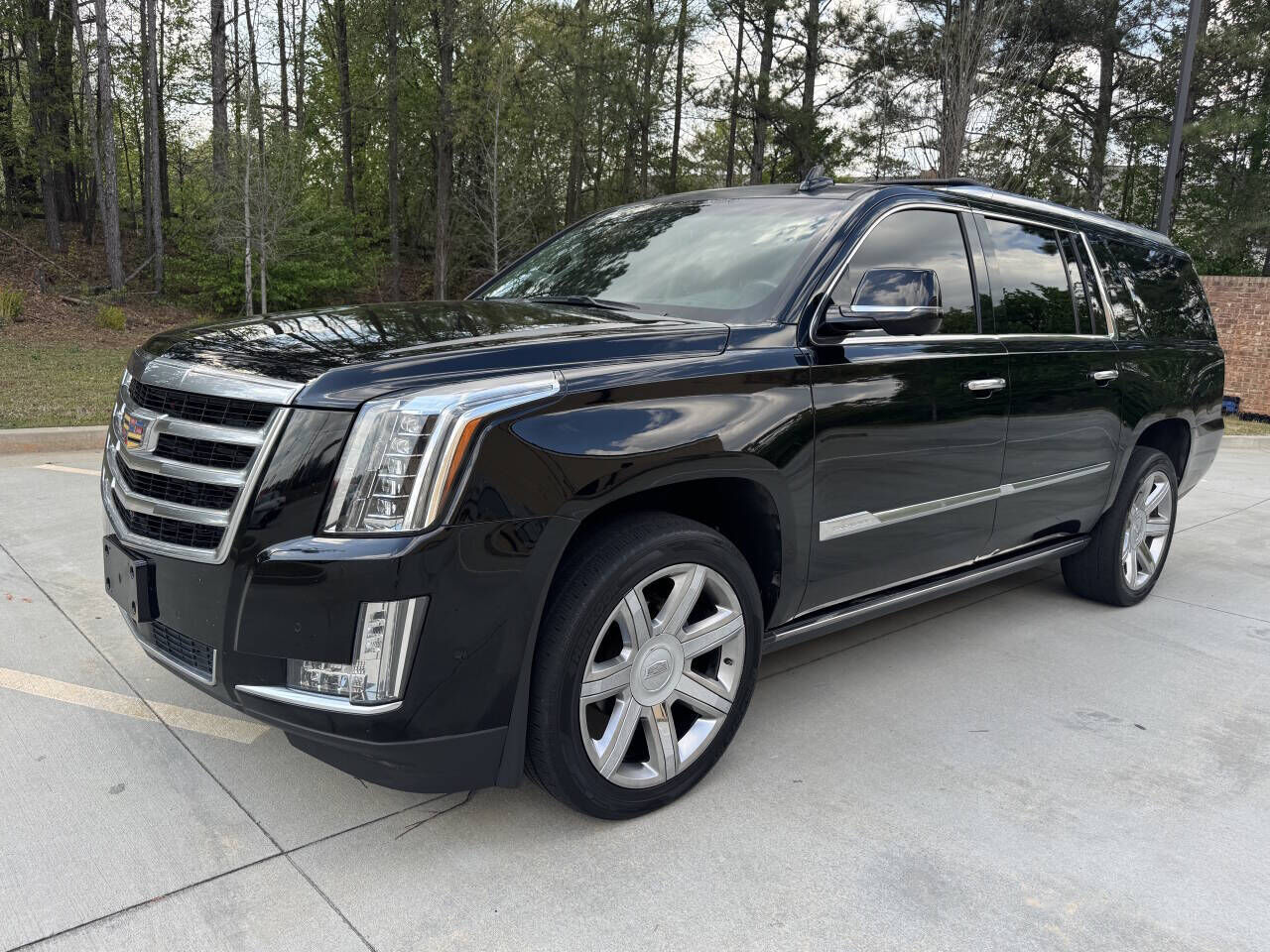 2017 CADILLAC Escalade ESV