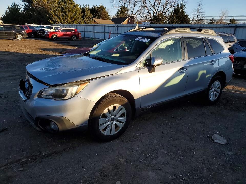 2015 SUBARU Outback