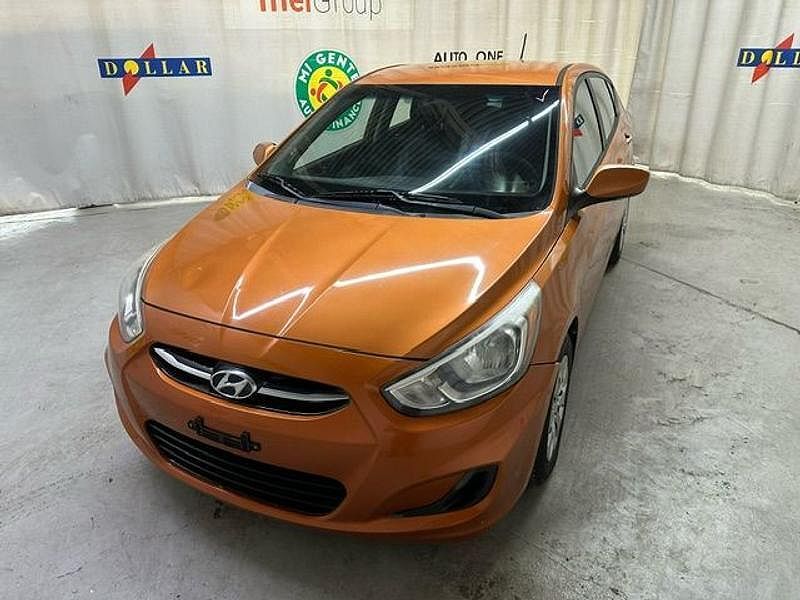 2017 HYUNDAI Accent