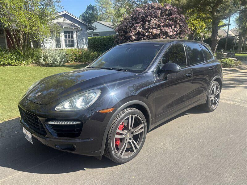 2011 PORSCHE Cayenne