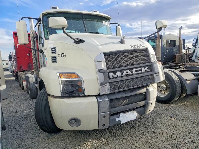 2020 MACK Anthem