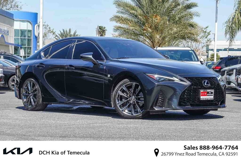 2023 LEXUS IS