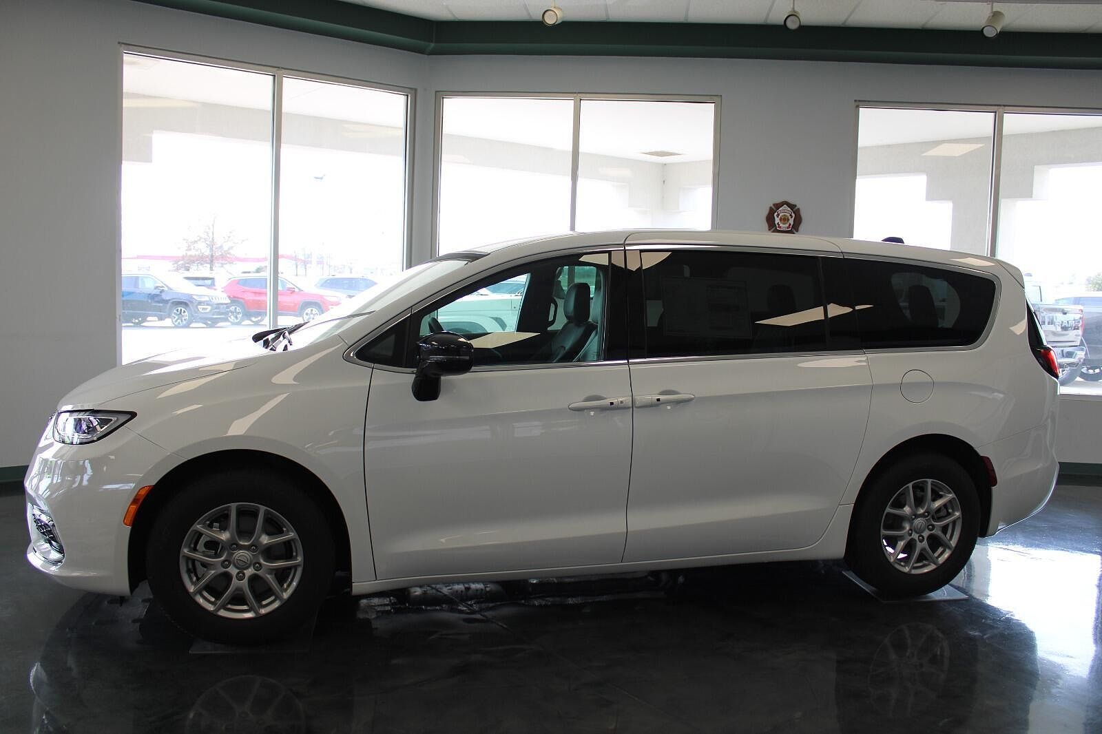 2026 CHRYSLER Pacifica