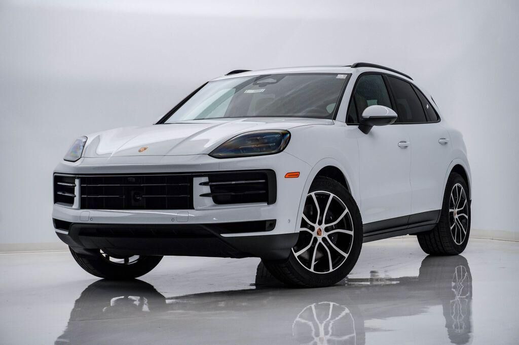 2026 PORSCHE Cayenne