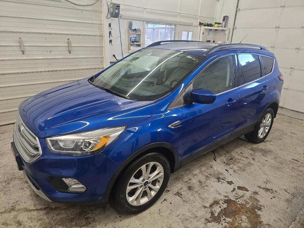 2017 FORD Escape