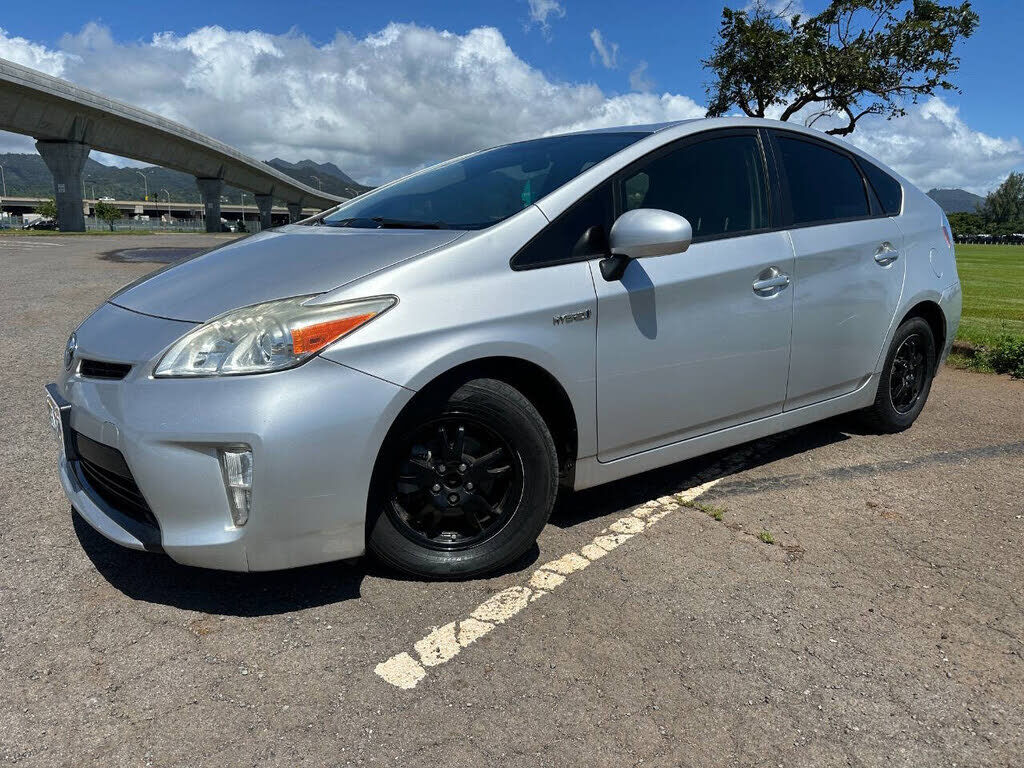 2015 TOYOTA PRIUS