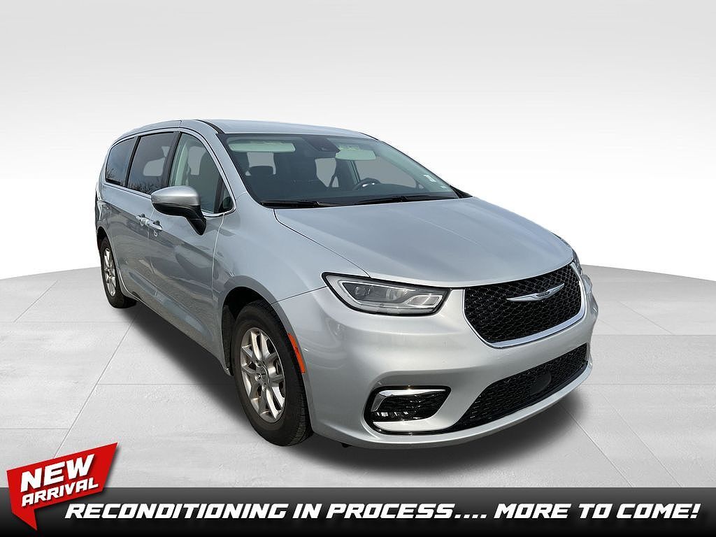 2023 CHRYSLER Pacifica