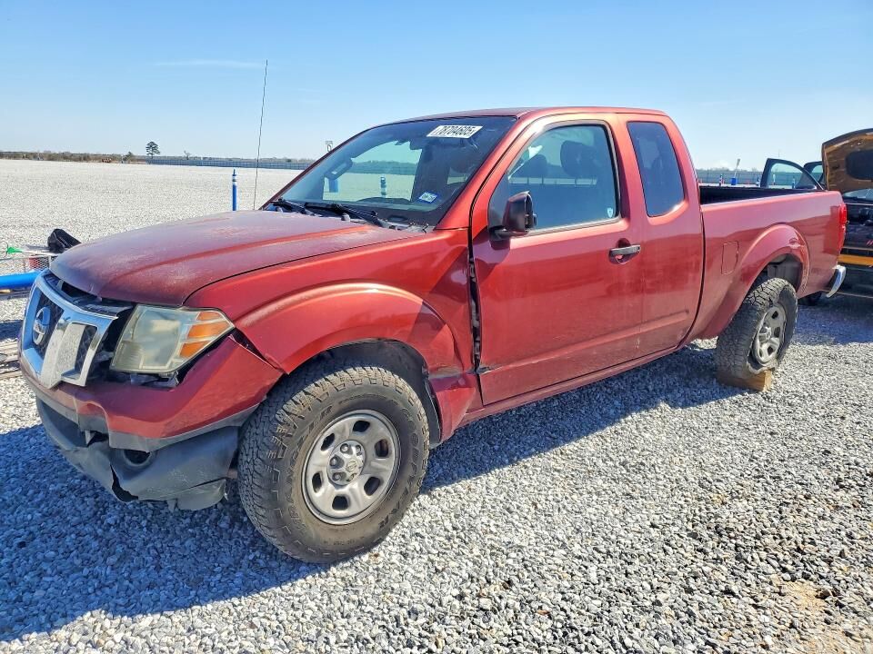 2015 NISSAN Frontier