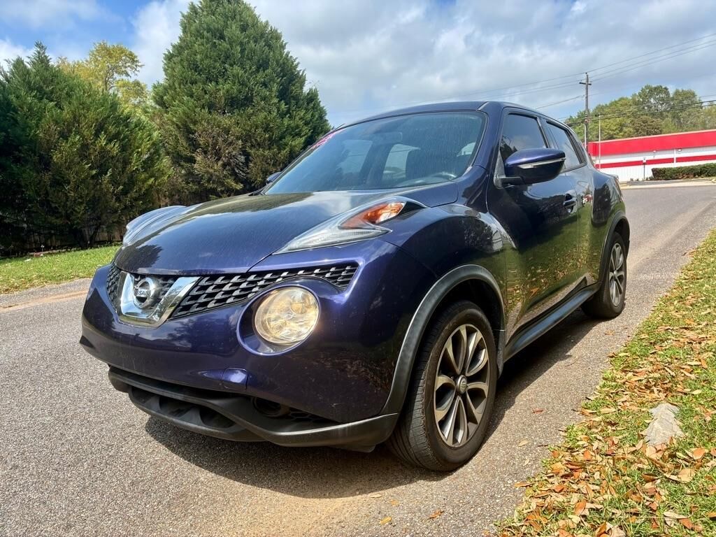 2017 NISSAN Juke