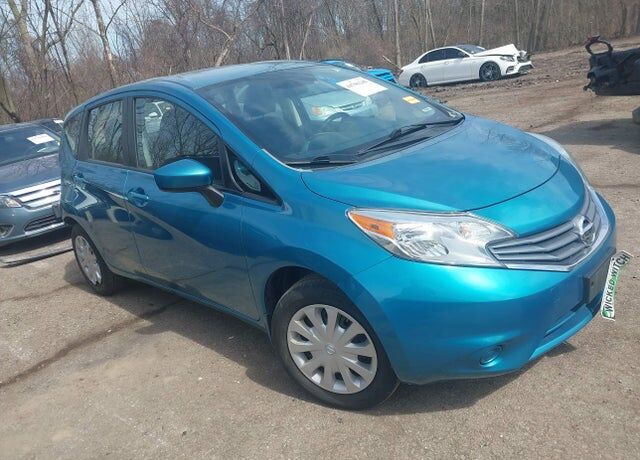 2016 NISSAN Versa