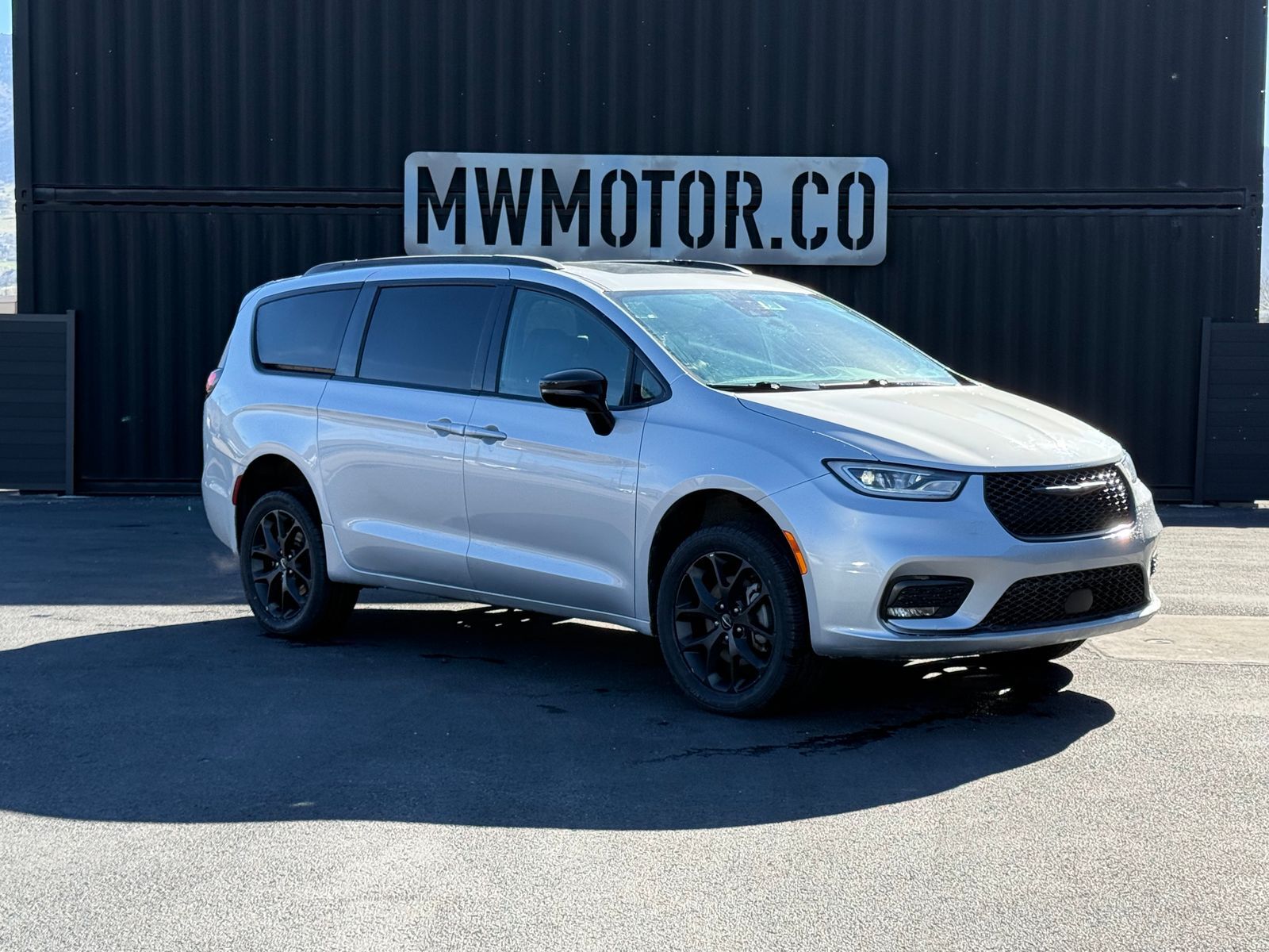 2024 CHRYSLER Pacifica