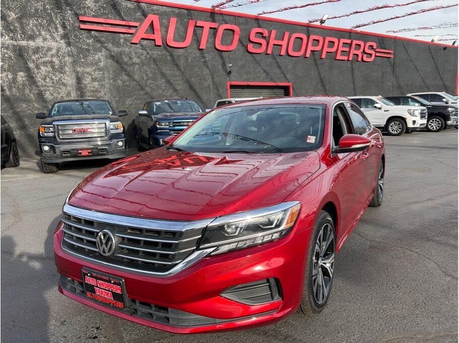 2022 VOLKSWAGEN Passat
