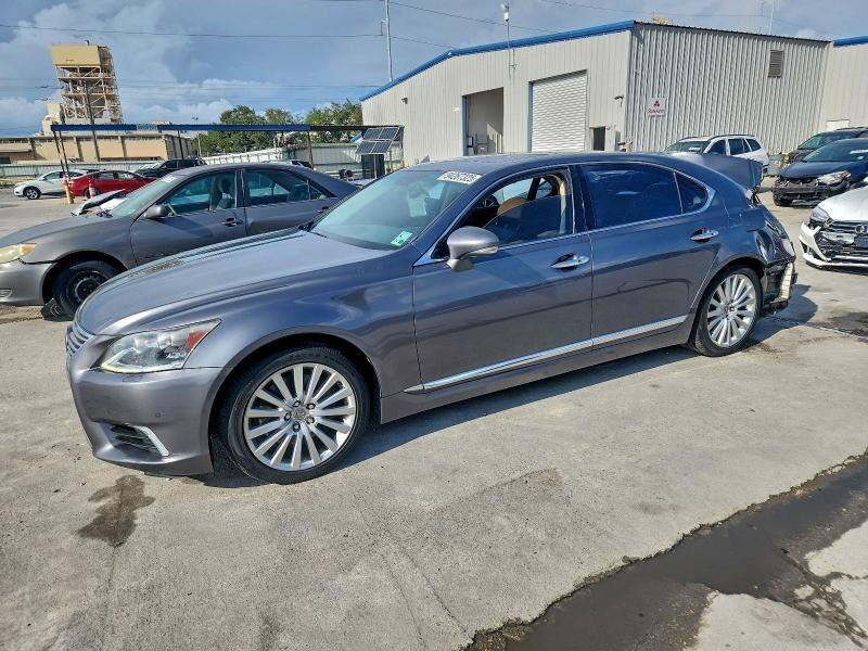 2013 LEXUS LS