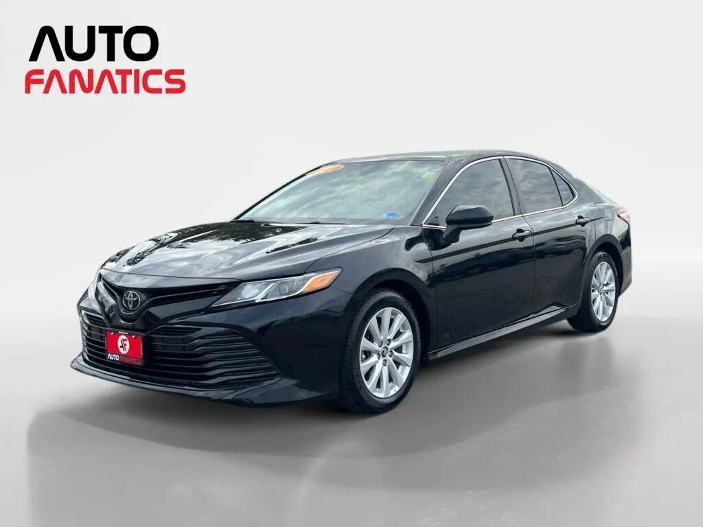 2020 TOYOTA Camry