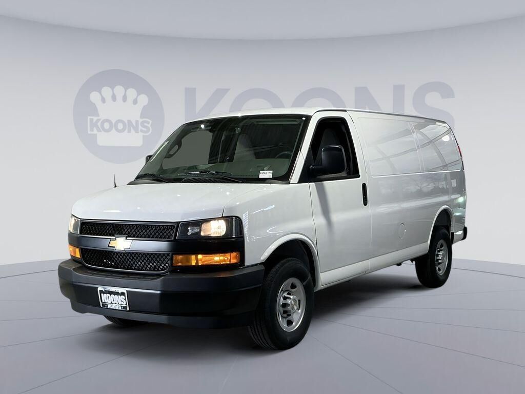 2026 CHEVROLET Express