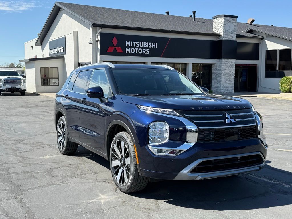 2026 MITSUBISHI Outlander