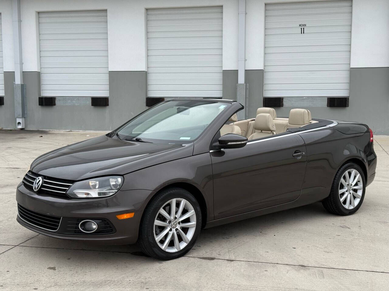 2012 VOLKSWAGEN Eos