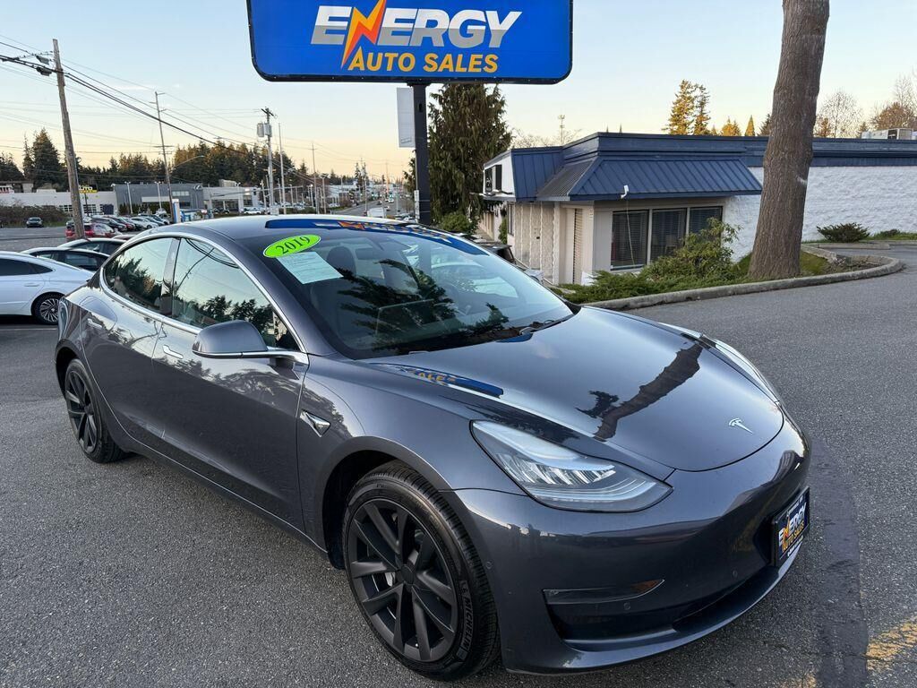 2019 TESLA Model 3