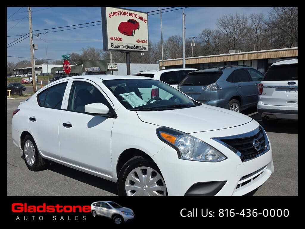 2018 NISSAN Versa