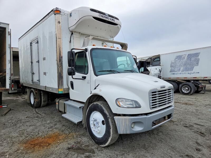2015 FREIGHTLINER M2