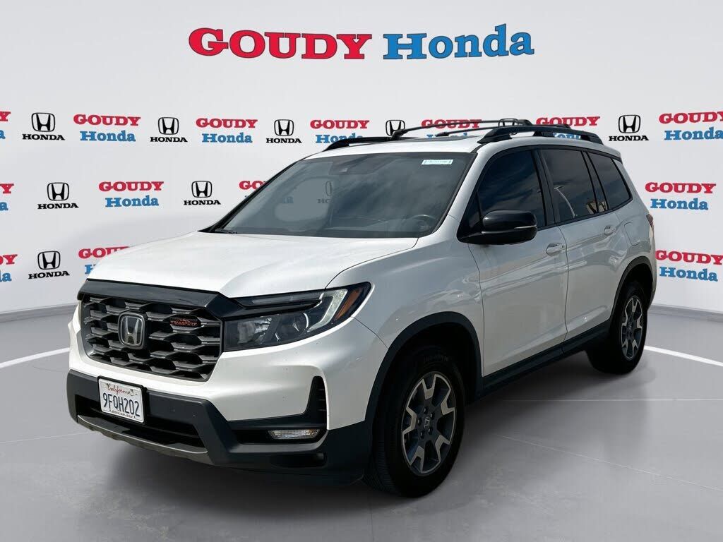 2023 HONDA Passport
