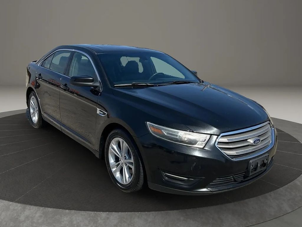 2015 FORD Taurus