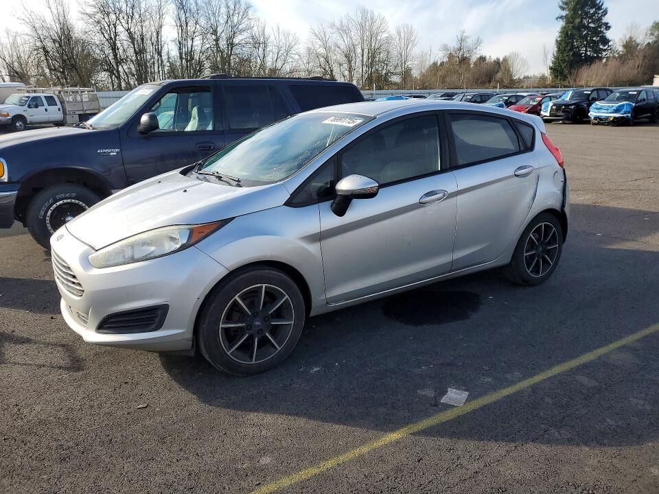 2015 FORD Fiesta
