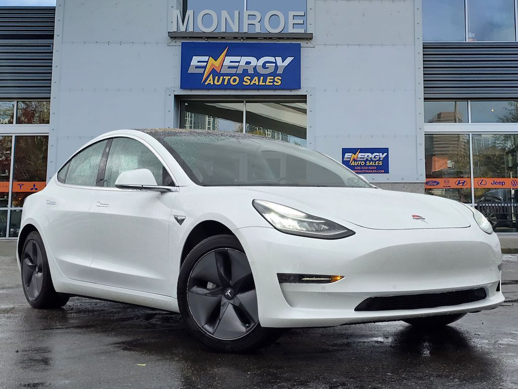 2018 TESLA Model 3